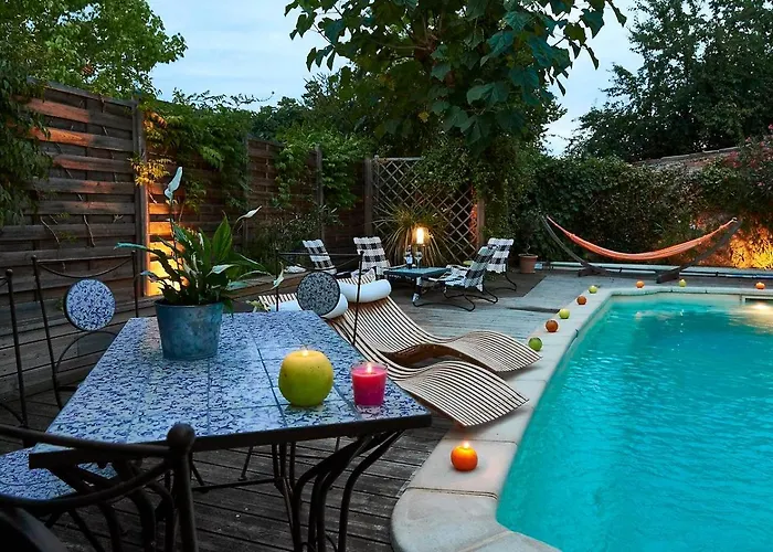 Casa vacanze Le 23 Dans Cite Médiévale *