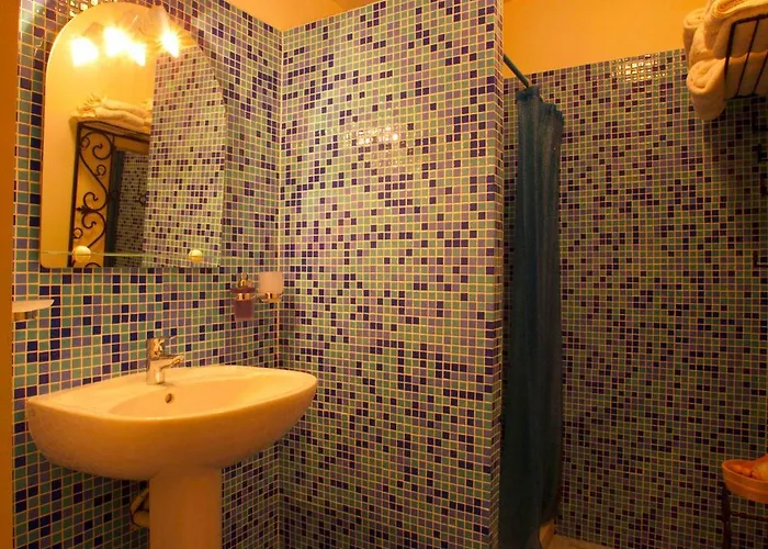 Le 23 Dans Cite Médiévale