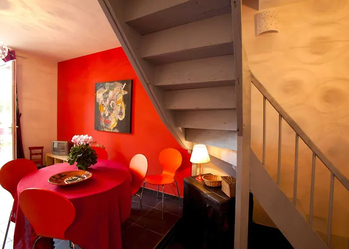 Casa vacanze Le 23 Dans Cite Médiévale *